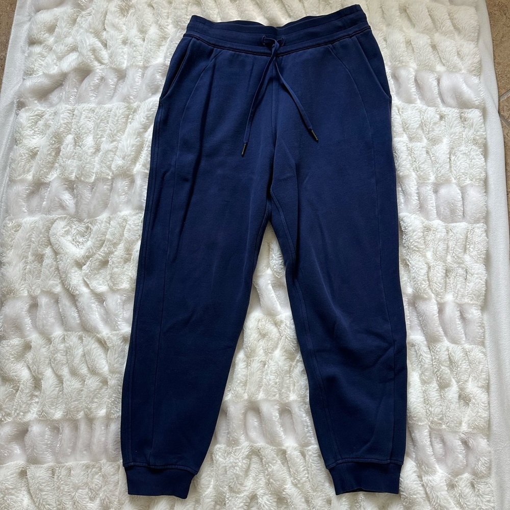 Lululemon Women’s Scuba Jogger Navy Sweatpants Size 8